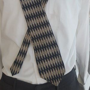 100% Silk necktie Albert Nipon vintage designer